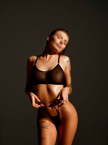 Юлия Зрелая Опытная